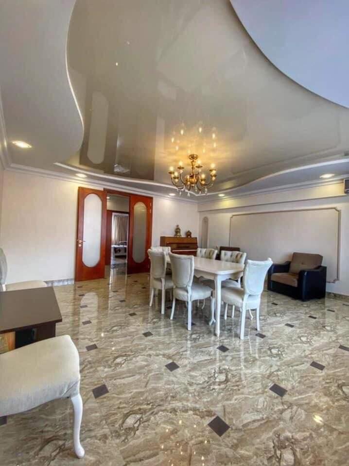 Apartment Dolphin Batumi Exterior foto