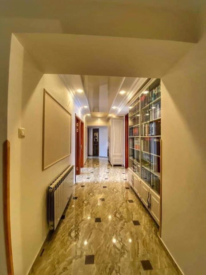 Apartment Dolphin Batumi Exterior foto
